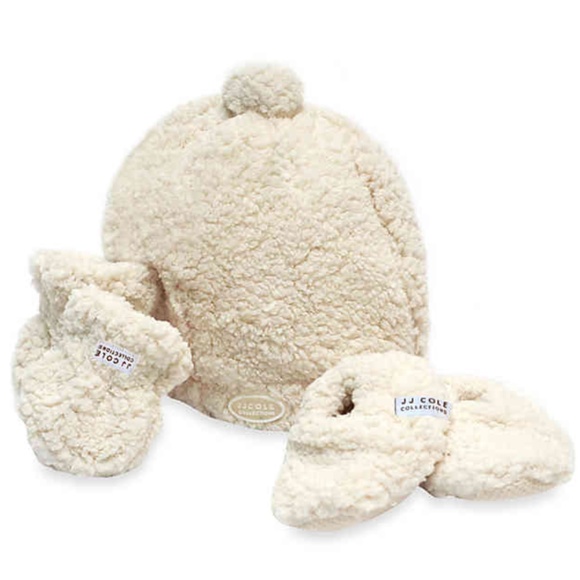 NWT JJ Cole Bundle Me Hat, Mittens & Booties 0-6 M - Picture 1 of 5
